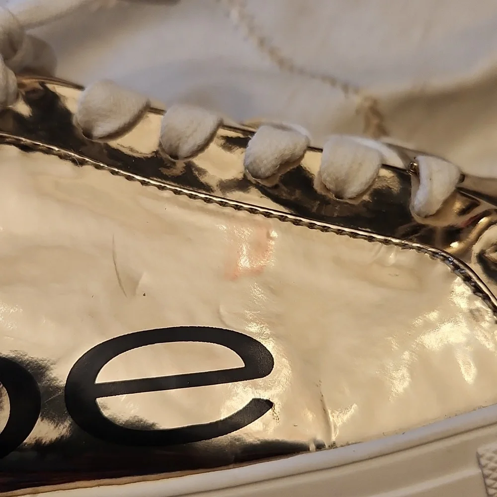 Bebe Gold Metallic Platform Sneakers Size 7.5‎ Black Heel Logo Statement